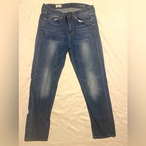Gap- Sexy Boyfriend Jeans